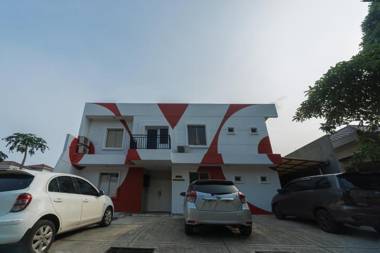 OYO 2110 Rotterdam Guest House Syariah