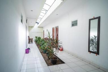 KoolKost Syariah near Stasiun Rawa Buntu (Minimum Stay 6 Nights)