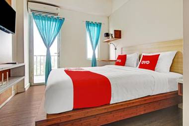 OYO 90330 Sultan Premiere Easton Park