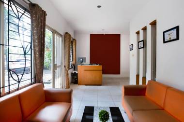 OYO 3736 Wisma Bougenville Syariah