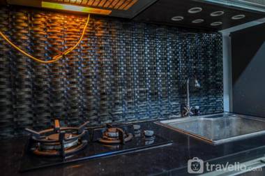 Simple Studio at Serpong Greenview Apt By Travelio