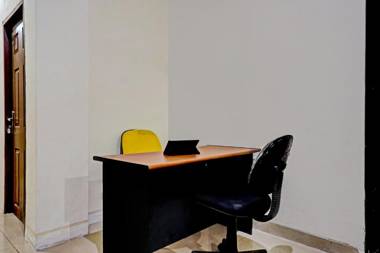 OYO 90689 Lily House