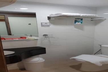 MORITZ INN BSD TANGERANG