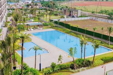 Gorgeous & Comfy Studio Sky House BSD By Travelio