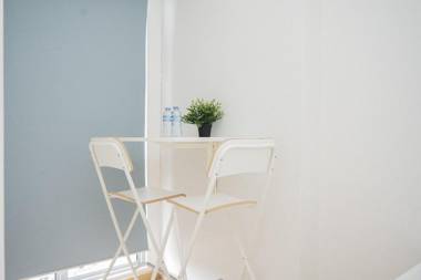 Studio with Foldable Single Bed M-Town By Travelio