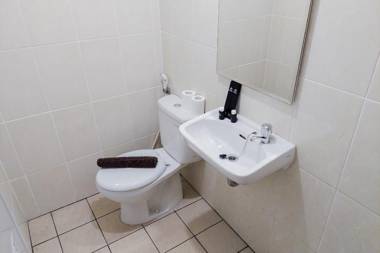 Studio with Foldable Single Bed M-Town By Travelio