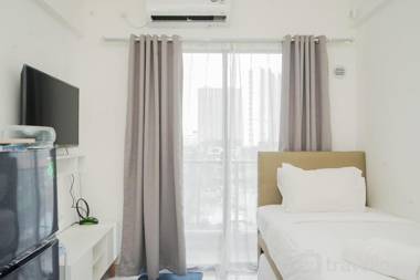 Cozy & Strategic Studio Sky House BSD By Travelio