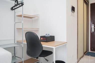 Cozy & Strategic Studio Sky House BSD By Travelio