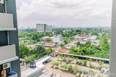 Cozy Living 2BR at Serpong Greenview By Travelio