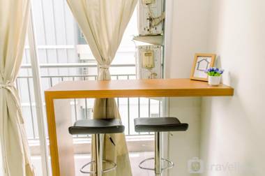 Cozy Living 2BR at Serpong Greenview By Travelio