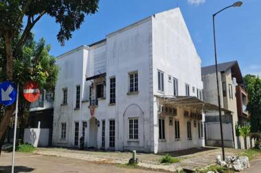 OYO 91138 Twelve Residence