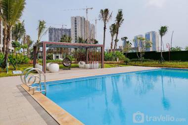 Great Location Studio Sky House BSD By Travelio