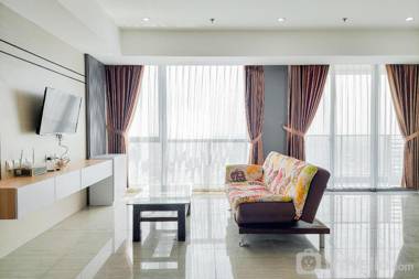 Spacious Lavish 3BR at Hillcrest House By Travelio