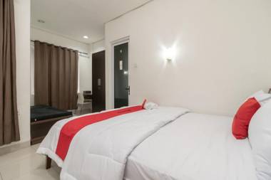 RedDoorz @ Tirta Mansion Karawaci