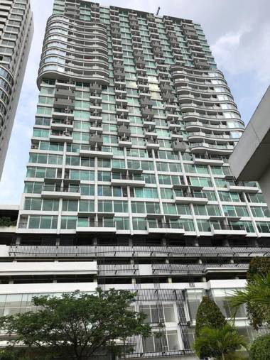 Treepark City Apartment by Broker Rooms