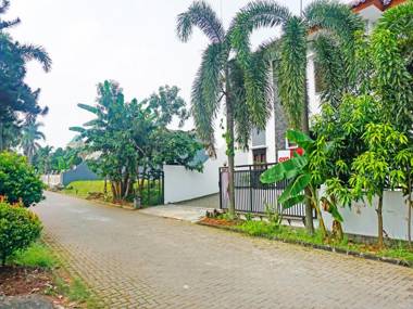 OYO 91349 Taman Permata 3 Residence