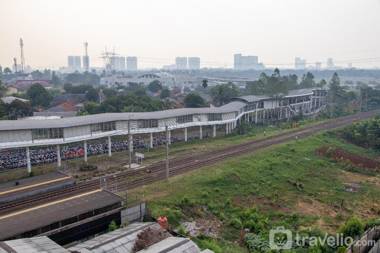 Nice and Comfort 2BR at Serpong Garden By Travelio