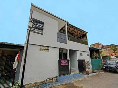 OYO 91592 Aaliya Guest House Syariah