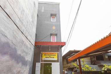 Fortuner Homestay Syariah Makassar RedPartner