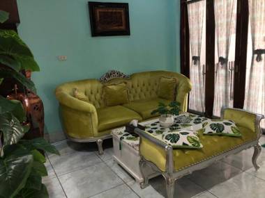 Guest House Nasyauqi Kuala Tanjung