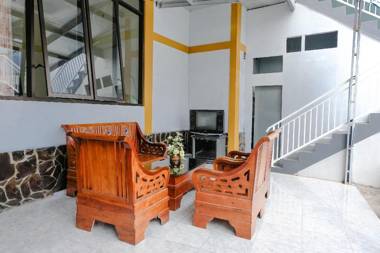 OYO 894 Nusa Indah Homestay Syariah