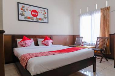 OYO 1028 Garuda Residence