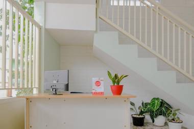 OYO 2376 Tiara Family Residence