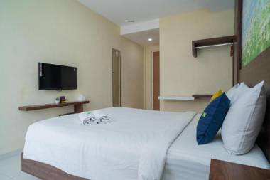 Urbanview Hotel Omah Anin Batu