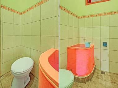 OYO 90031 Villa Papada