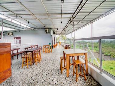 RedDoorz near Batu Love Garden