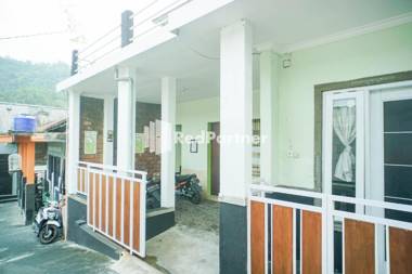 Villa Andri Batu RedPartner