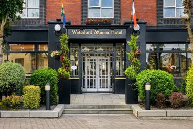 Waterford Marina Hotel