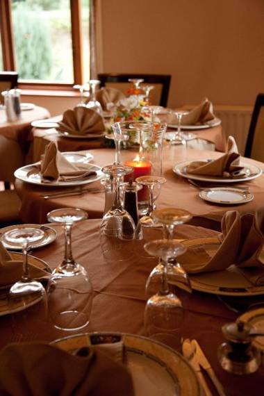 Hanora's Cottage Guesthouse and Restaurant