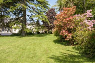 Greenway Manor Hotel