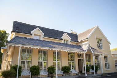 Greenway Manor Hotel