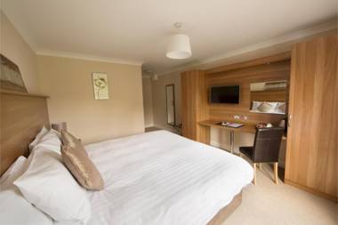 Riverside Hotel