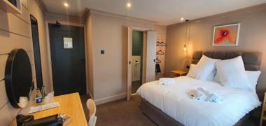 The Lemon Leaf Café Bar and Townhouse