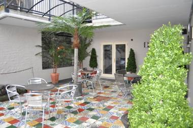 Quinlan & Cooke Boutique Townhouse and QCs Seafood Restaurant