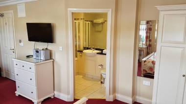 The Moorings Hotel & Seafood Restaurant