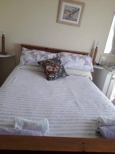 Room in Bungalow - Very Nice View With This Room