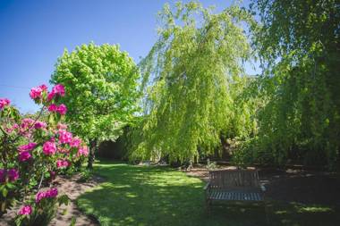 Diamond Hill Country House