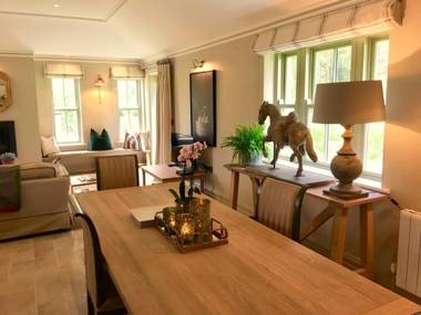 Marlfield House Hotel