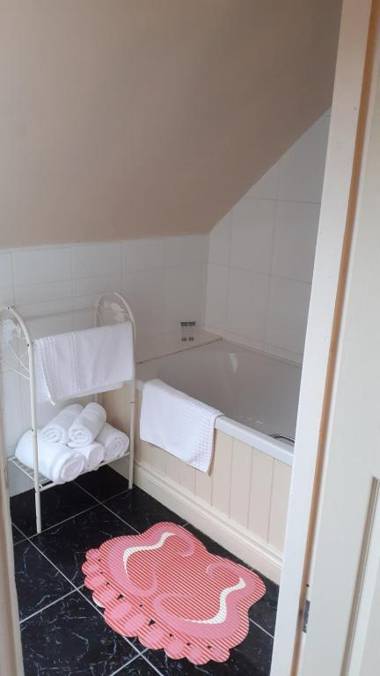 Charming 4-Bed House in Glengarriff West Cork