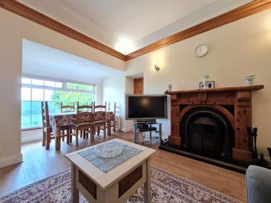 Cushatrough Claddaghduff