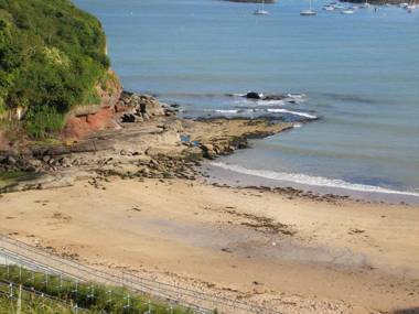 Fishermans Grove 3 Bed