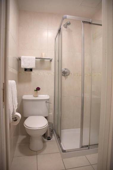 Celtic Lodge Guesthouse - Restaurant & Bar