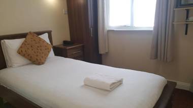 Hazelbrook House B&B