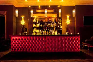 Harcourt Hotel