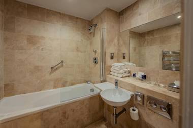 PREMIER SUITES PLUS Dublin Leeson Street