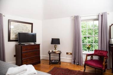 The Harcourt Suites